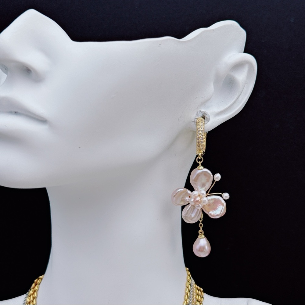 26E156 Handmade High Quality Freshwater Baroque Pearl Butterfly Earrings - Picture 6 of 8